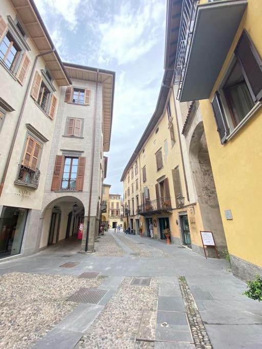Ottanio Lake Apartment ピゾーニェ エクステリア 写真